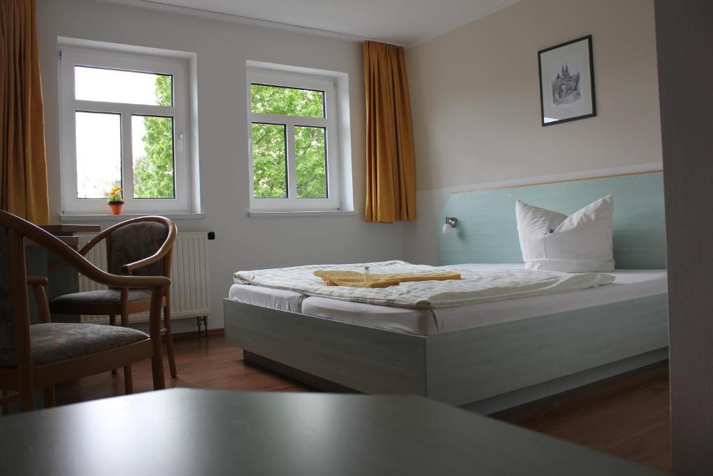 Hotel Lindenhof à Thiendorf Chambre photo